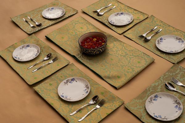 Table Mats and Runner set 005