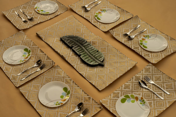 Table Mats and Runner set 009